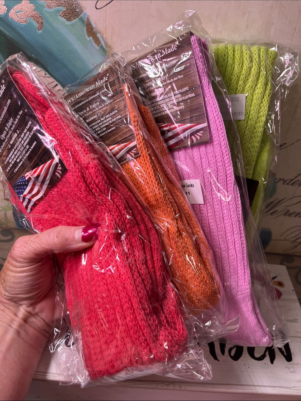 4 Pack of slouch  Socks - Assorted Pink, Orange, Green, Red - Classic Knit